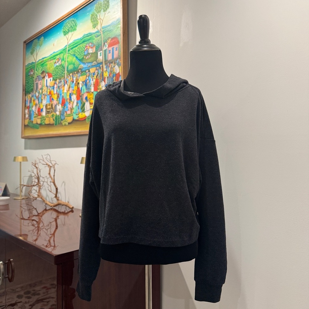 Zella Black Women's Hoodie Sweatshirt